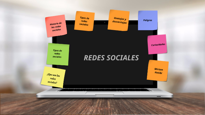 REDES SOCIALES by Lucia Murtra on Prezi
