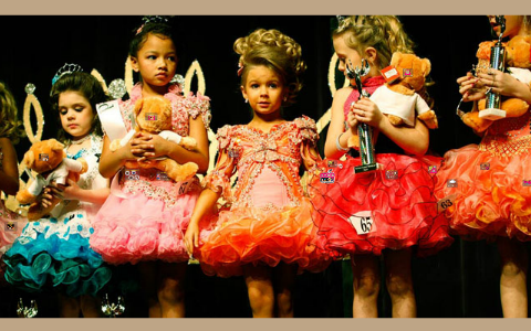 Child Beauty Pageants by Parvin I-Leen